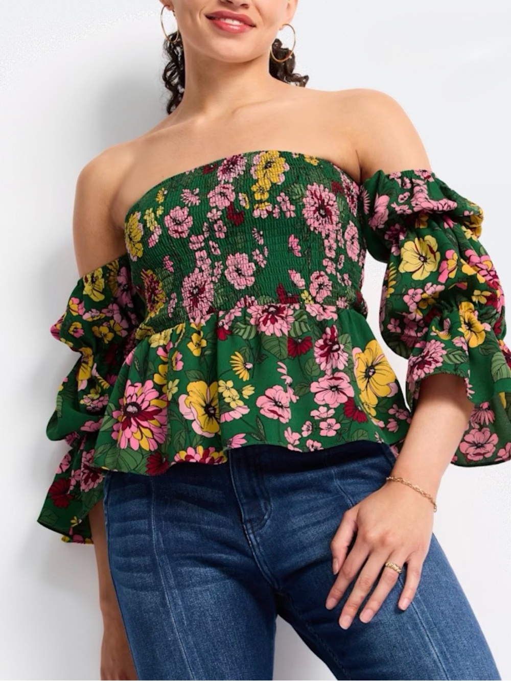 Women’s Kate Off Shoulder Blouse in size Small